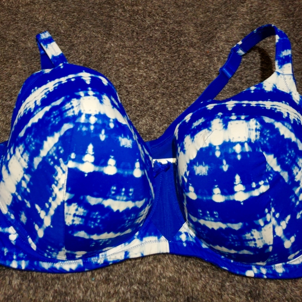 Cacique Blue with White stripes Bra lightly lined 50D